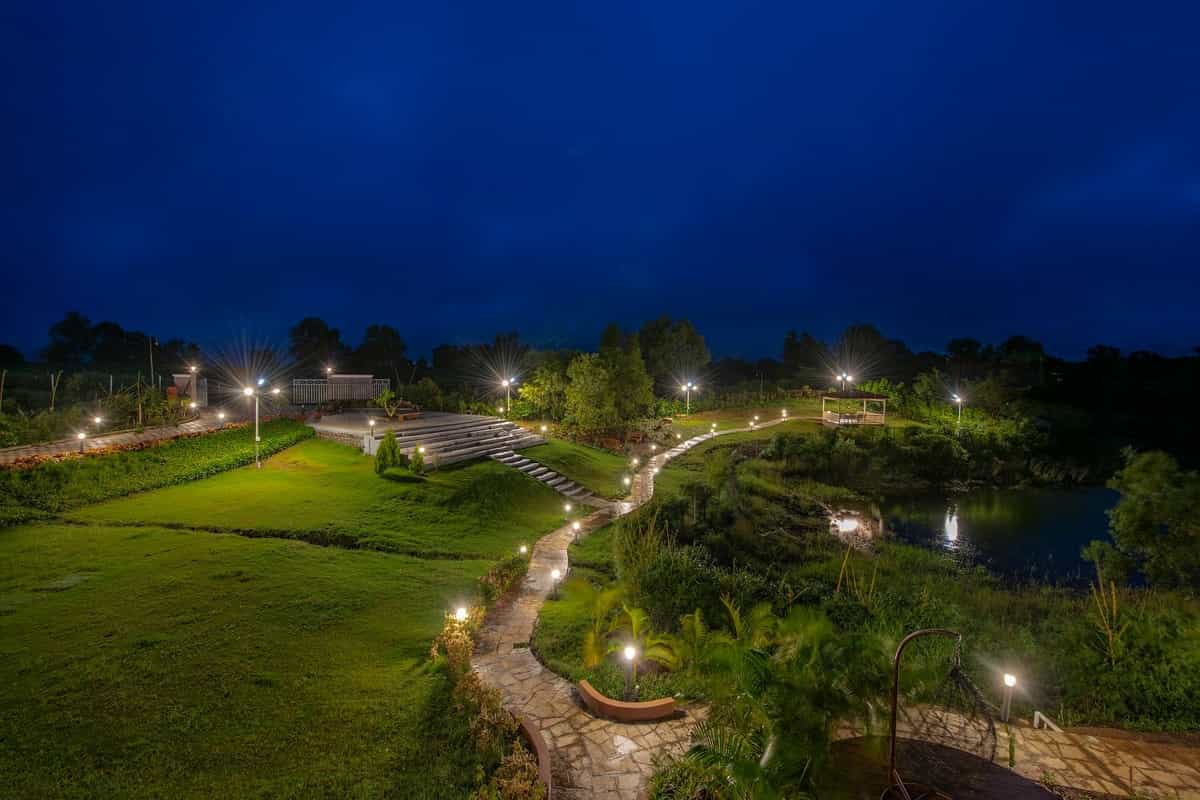 The Arowana Villa Lakefront 4